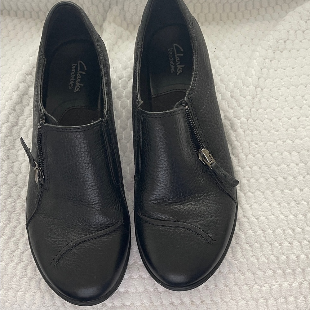 Clarks Black Leather Zippered Loafers